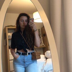 Meet your Posher, Alexandra